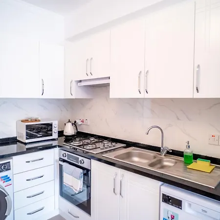 Perfect Two-bedroom Mountain View Sel Celebi -1 דירה *